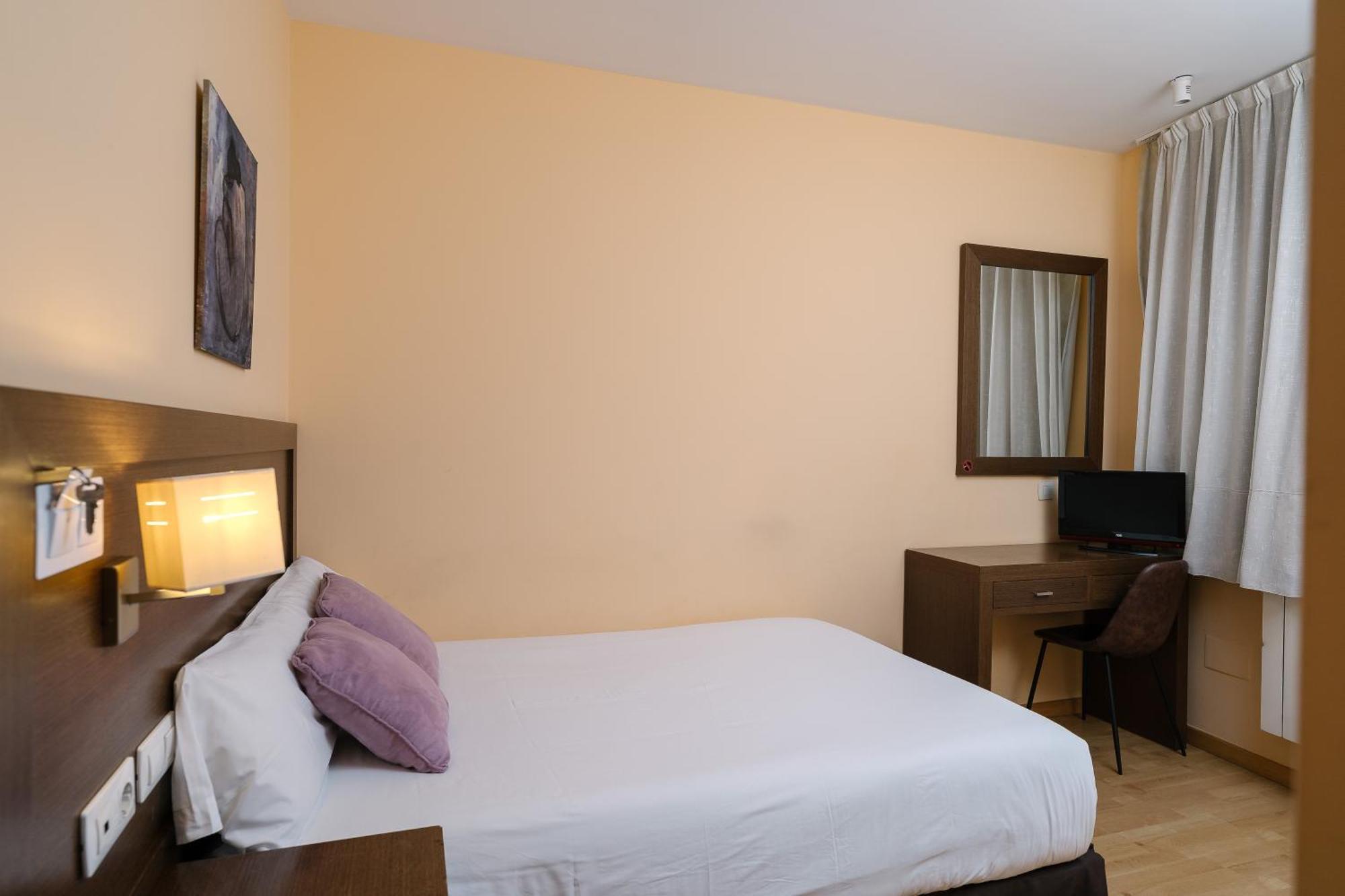 Double or Twin Room,1641737927:JPEG